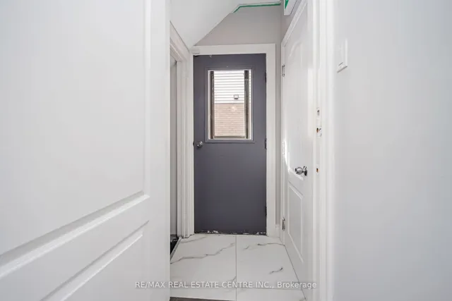Additional image 13 of 88 Nottawasaga Cres