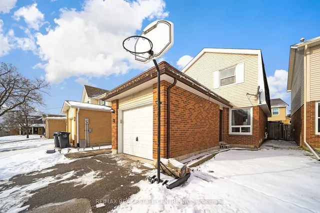 Primary image of 88 Nottawasaga Cres