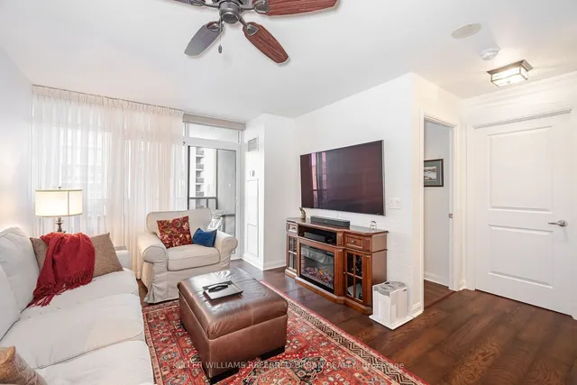 Additional property image - 1 Michael Power Pl Unit LPH13