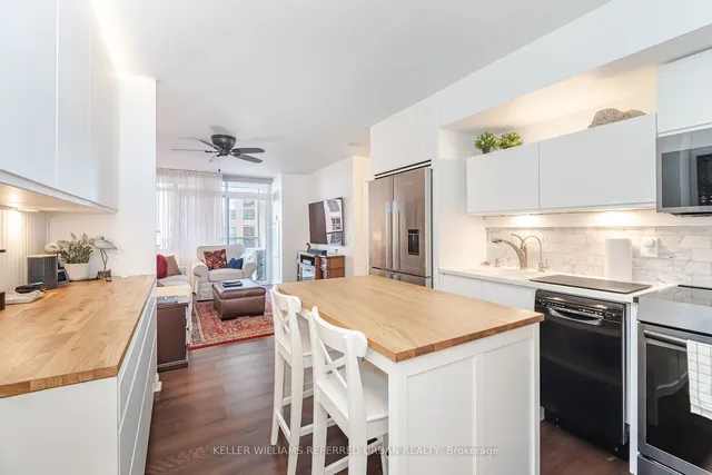 Additional property image - 1 Michael Power Pl Unit LPH13