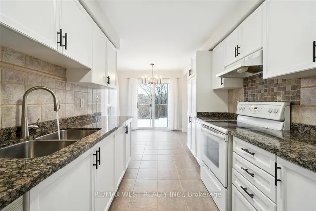 Additional property image - 38 Monaco Crt