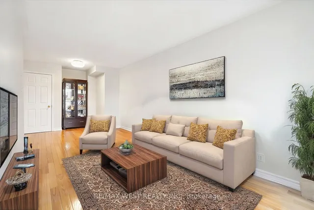 Additional property image - 38 Monaco Crt
