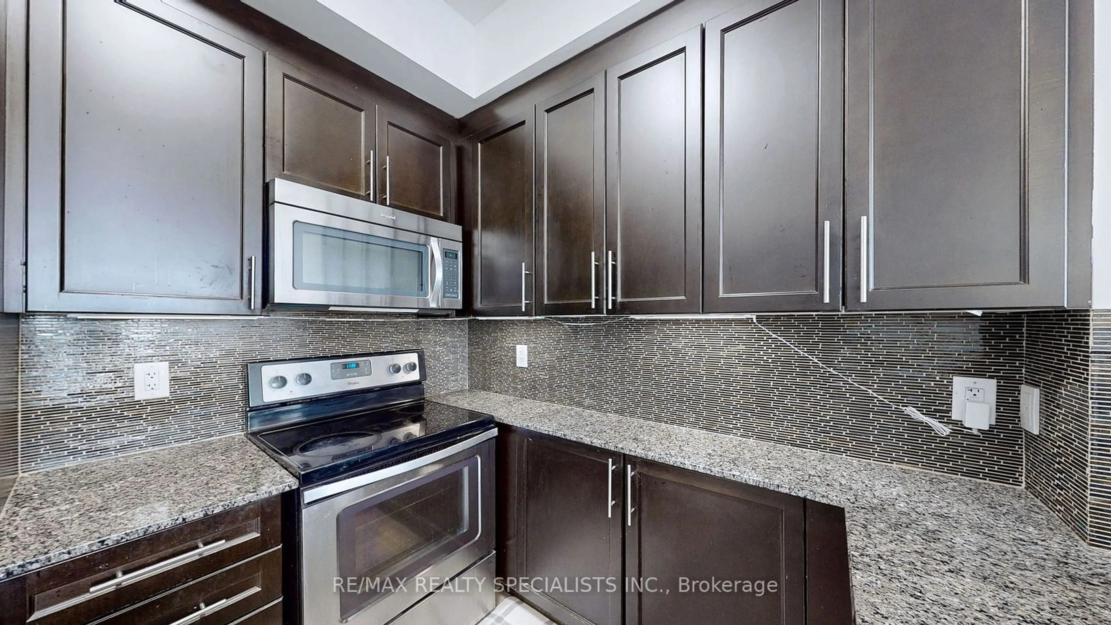 Standard kitchen, ceramic/tile floor for 45 Yorkland Blvd #1105, Brampton Ontario L6P 4B4