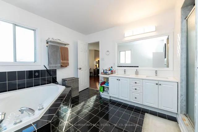 Additional property image - 39 Arborview Cres