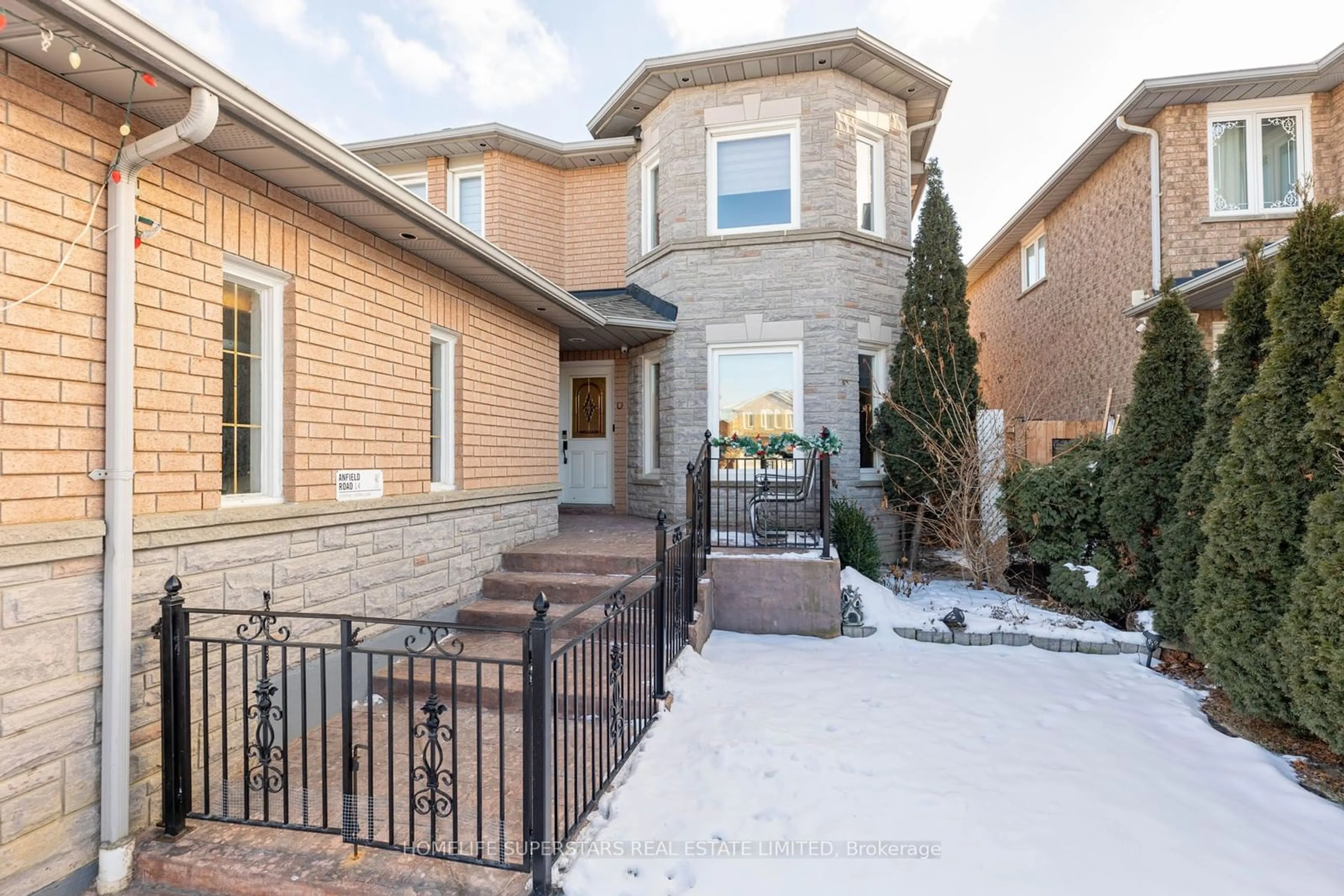 Home with brick exterior material, street for 39 Arborview Cres, Toronto Ontario M9W 7B3