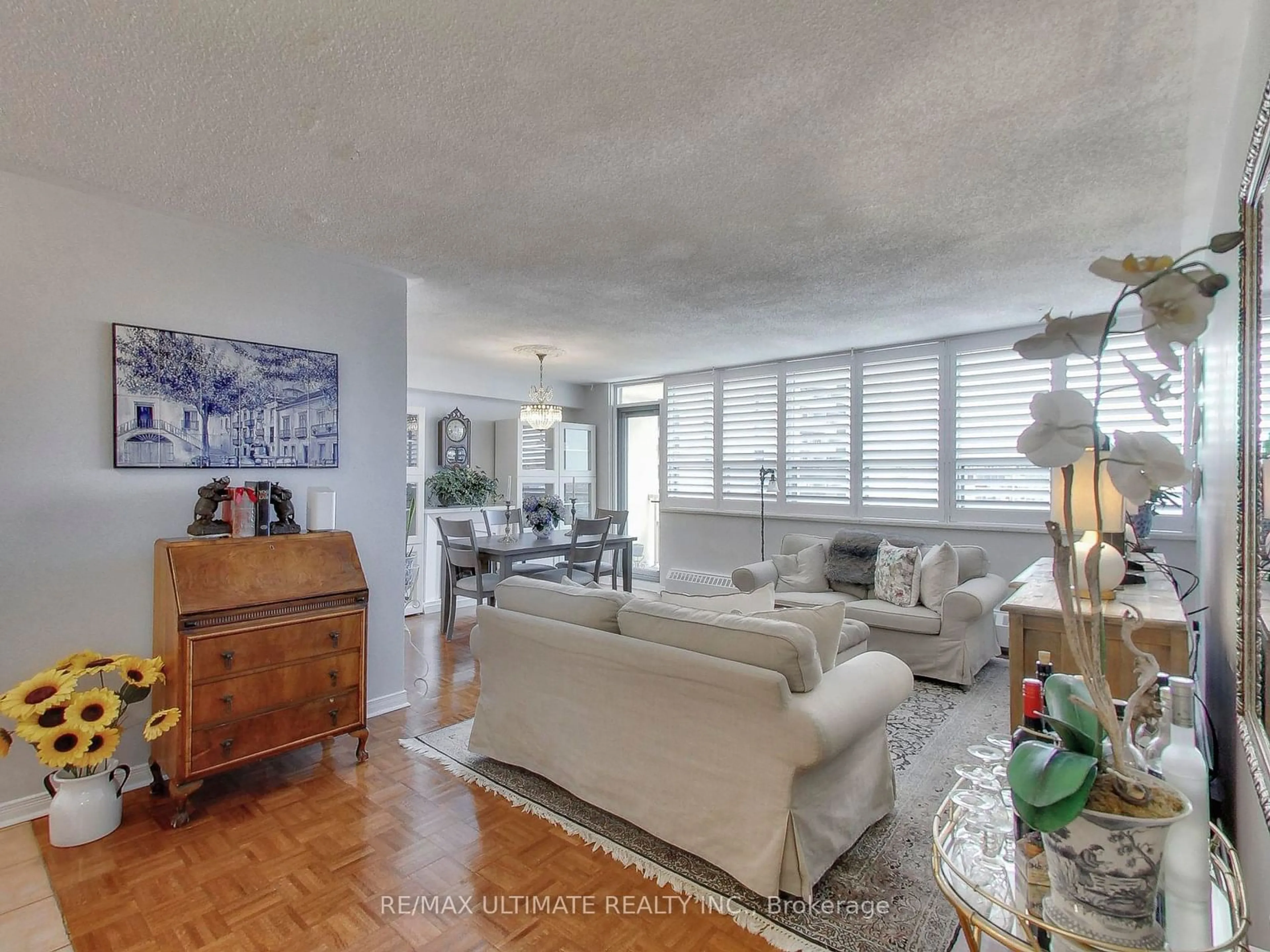 Living room with furniture, unknown for 360 Ridelle Ave #2217, Toronto Ontario M6B 1K1