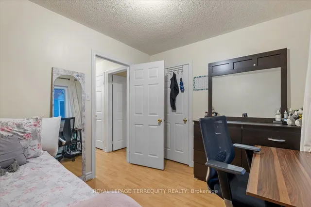 Additional property image - 69 Shady Pine Circ