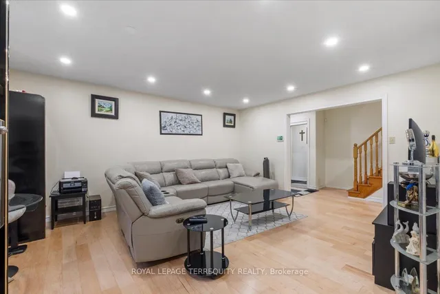 Additional property image - 69 Shady Pine Circ