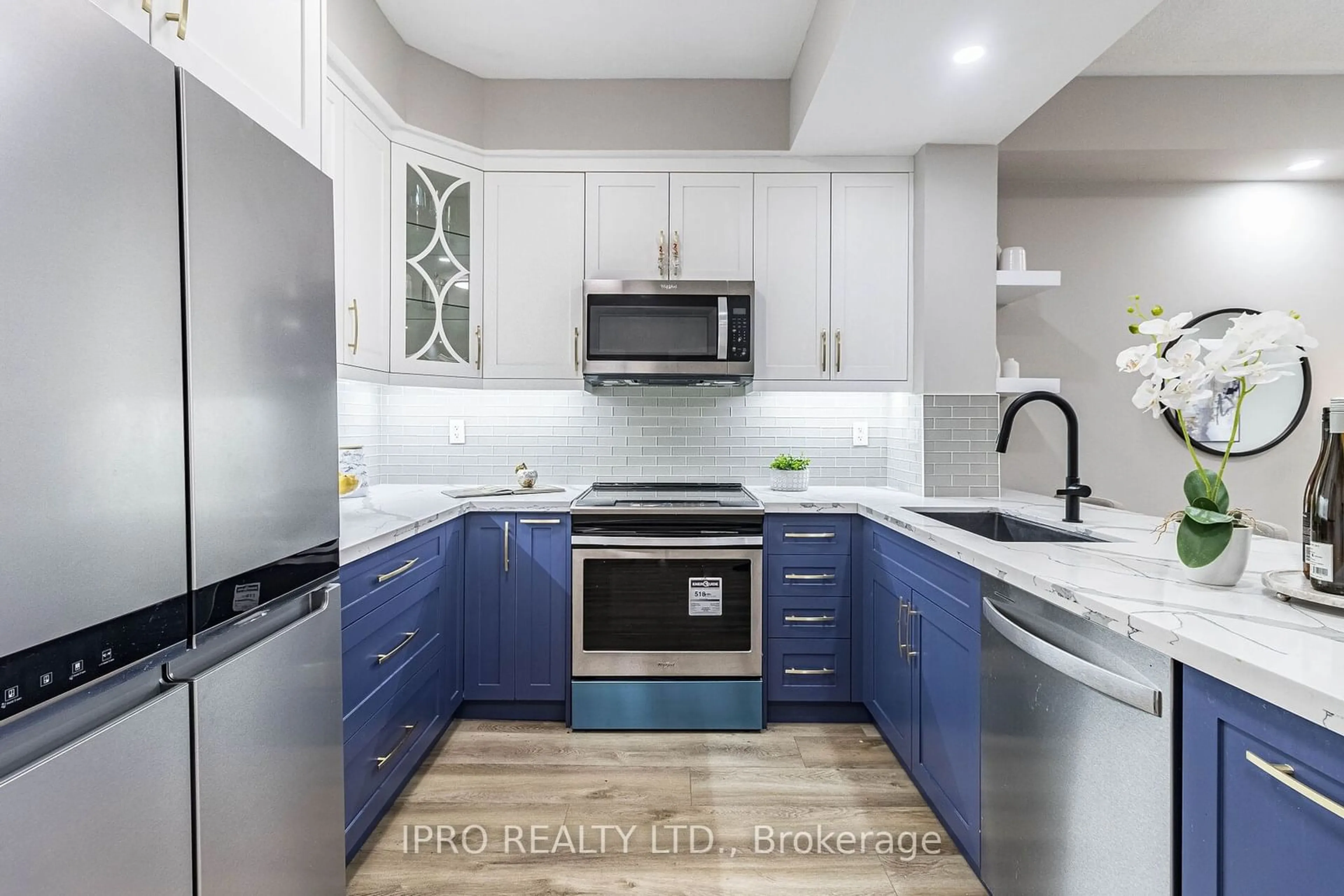 Contemporary kitchen, ceramic/tile floor for 5170 Winston Churchill Blvd #110, Mississauga Ontario L5M 0P5