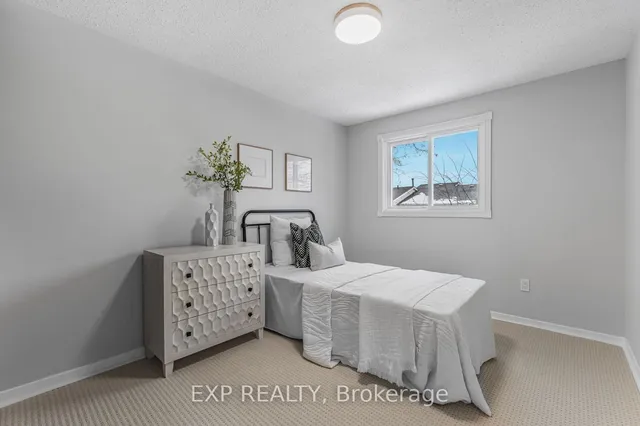 Additional property image - 89 Royal Salisbury Way