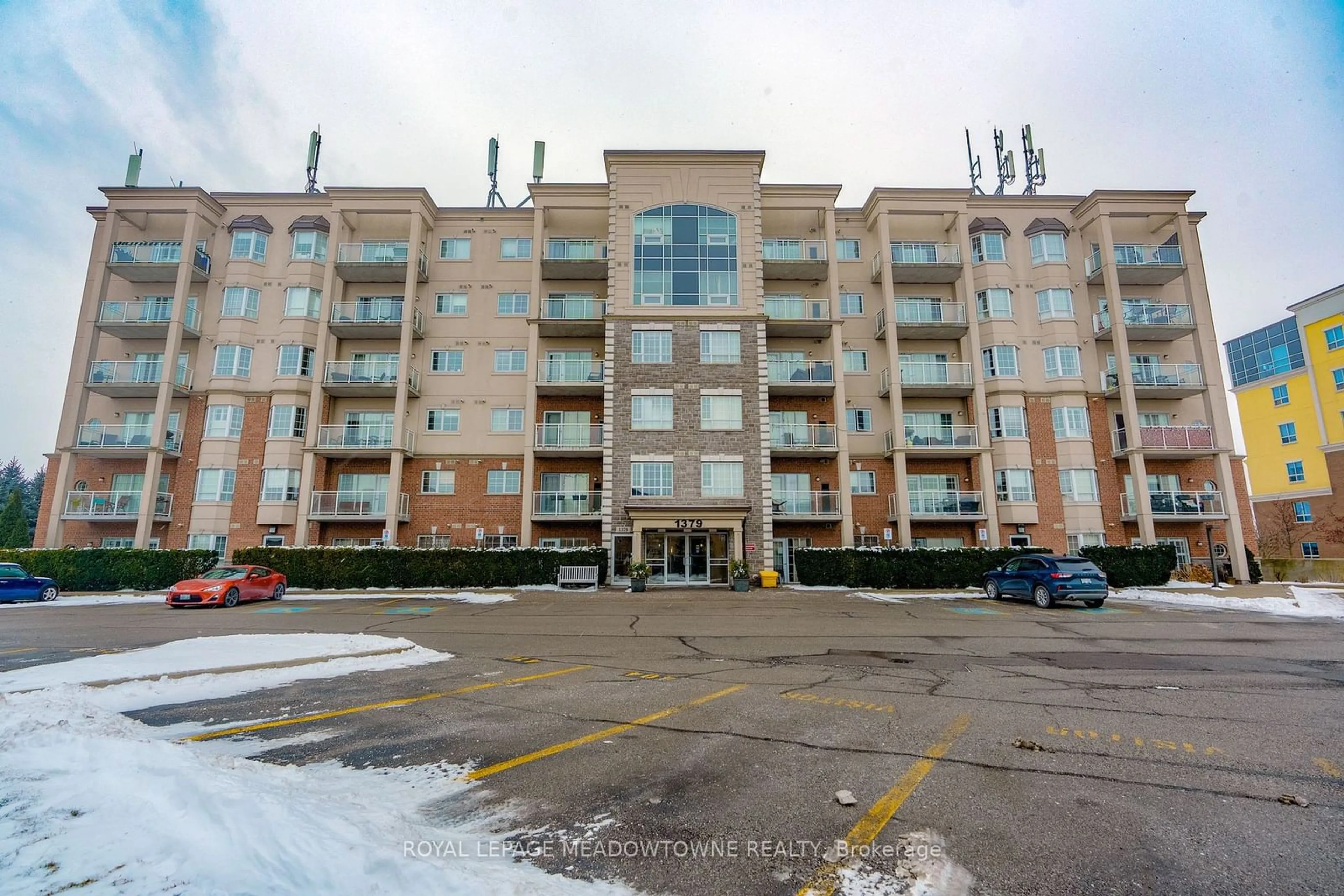 Unknown for 1379 Costigan Rd #308, Milton Ontario L9T 2K6