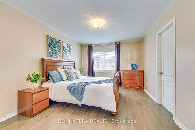 Additional property image - 770 Othello Crt Unit 80