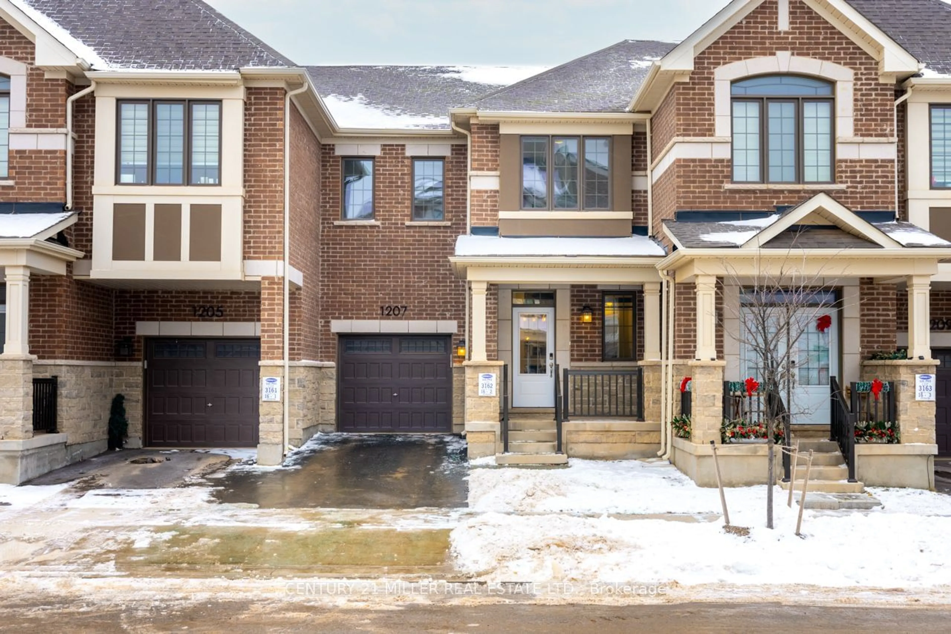 Home with brick exterior material, street for 1207 Anson Gate, Oakville Ontario L6H 3Z9