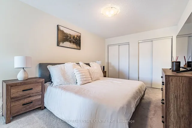 Additional image 6 of 1141 Duignan Cres