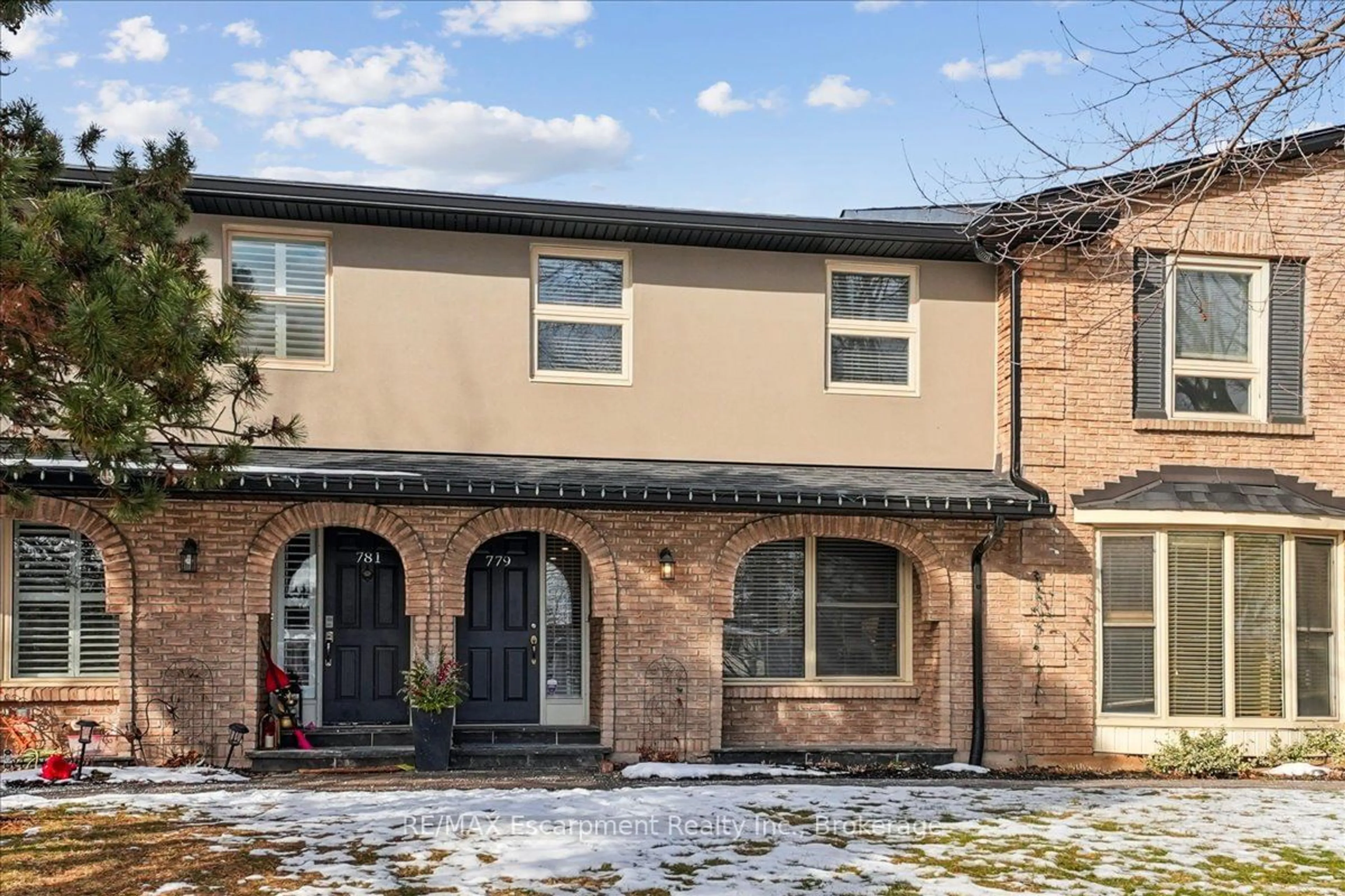 Home with brick exterior material, street for 779 Hyde Rd, Burlington Ontario L7S 1S6