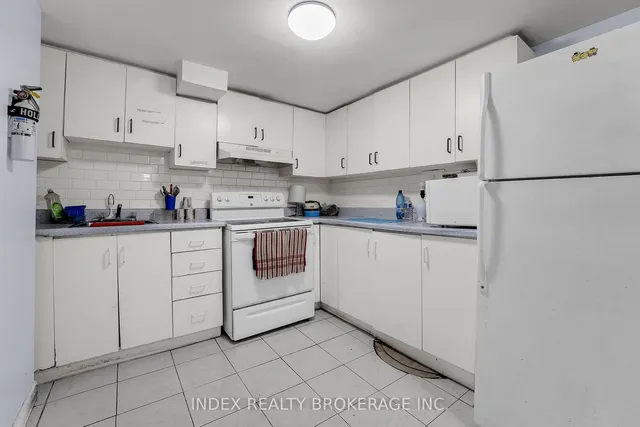 Additional property image - 23 Mandarin Cres