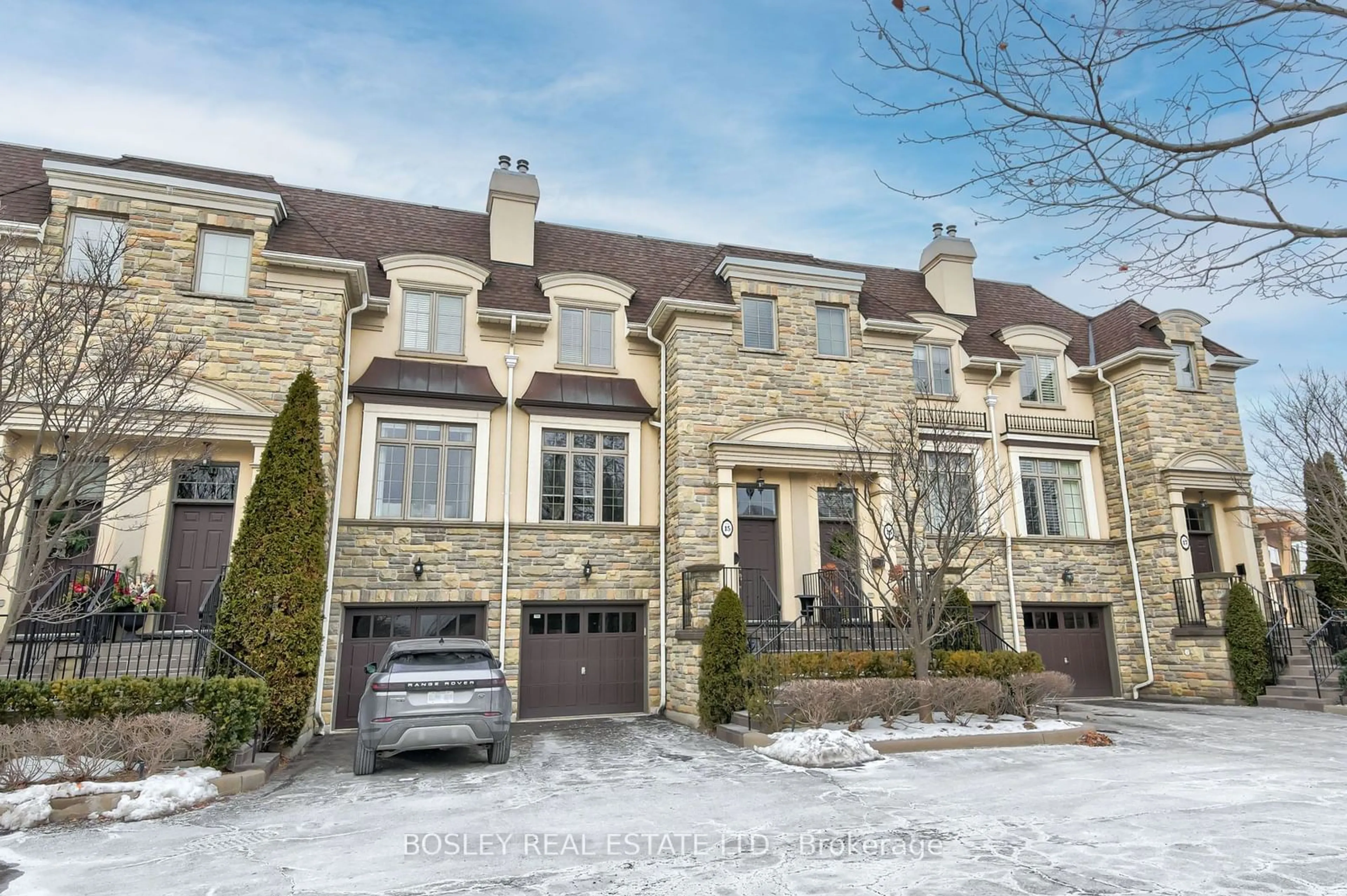 Home with brick exterior material, street for 208 La Rose Ave #15, Toronto Ontario M9P 1B5