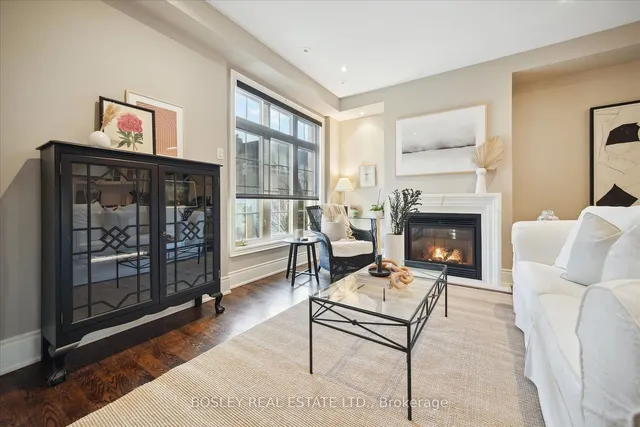 Additional property image - 208 La Rose Ave Unit 15