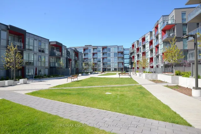 Additional property image - 5220 Dundas St Unit D509
