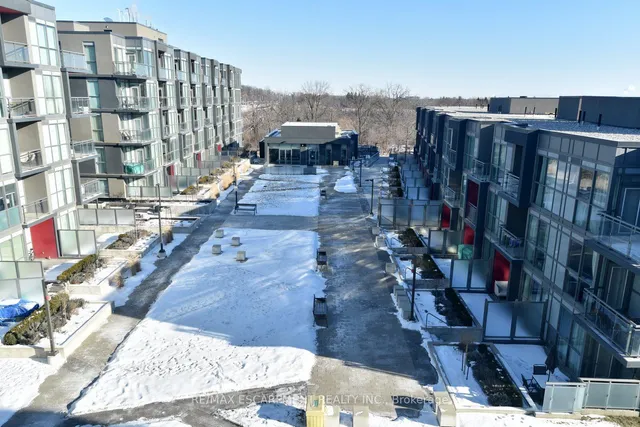 Additional property image - 5220 Dundas St Unit D509