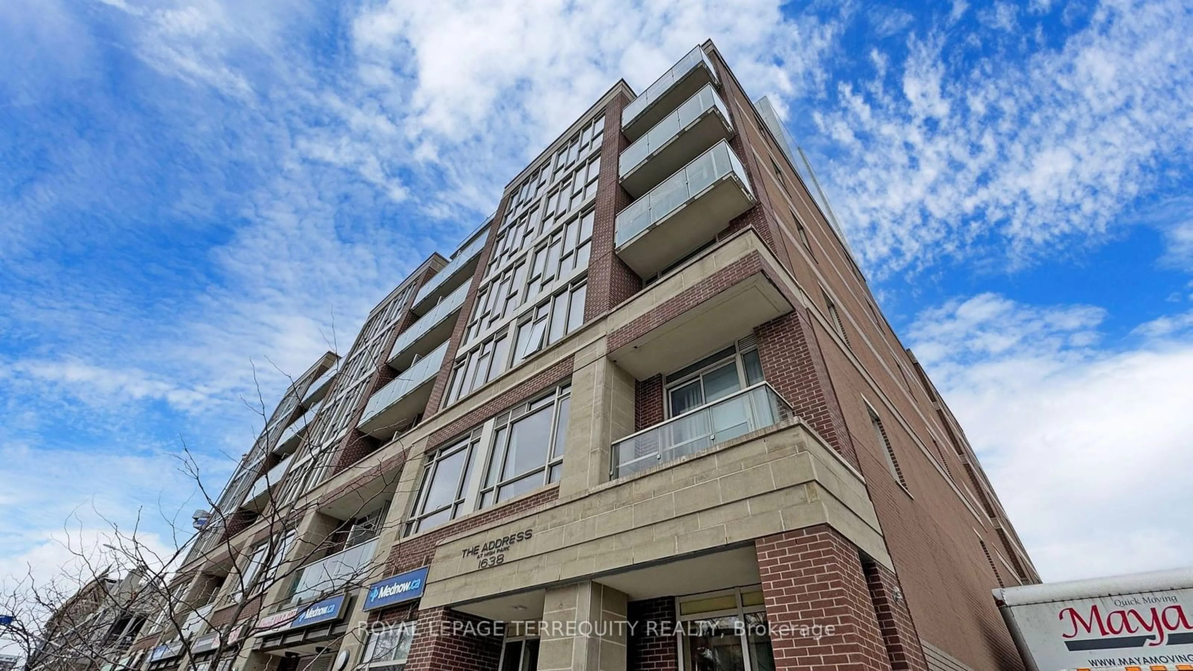 Home with brick exterior material, building for 1638 Bloor St #204, Toronto Ontario M6P 0A6