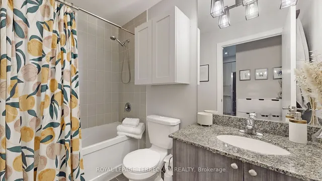 Additional property image - 1638 Bloor St Unit 204