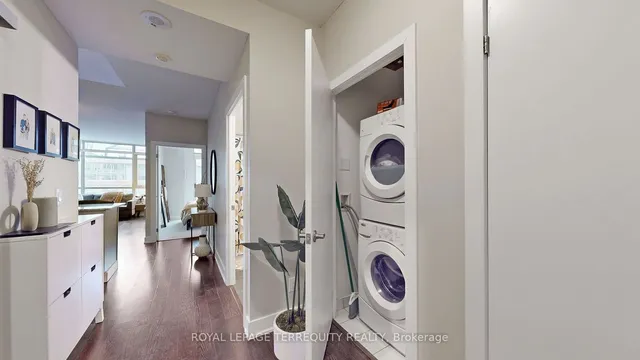Additional property image - 1638 Bloor St Unit 204