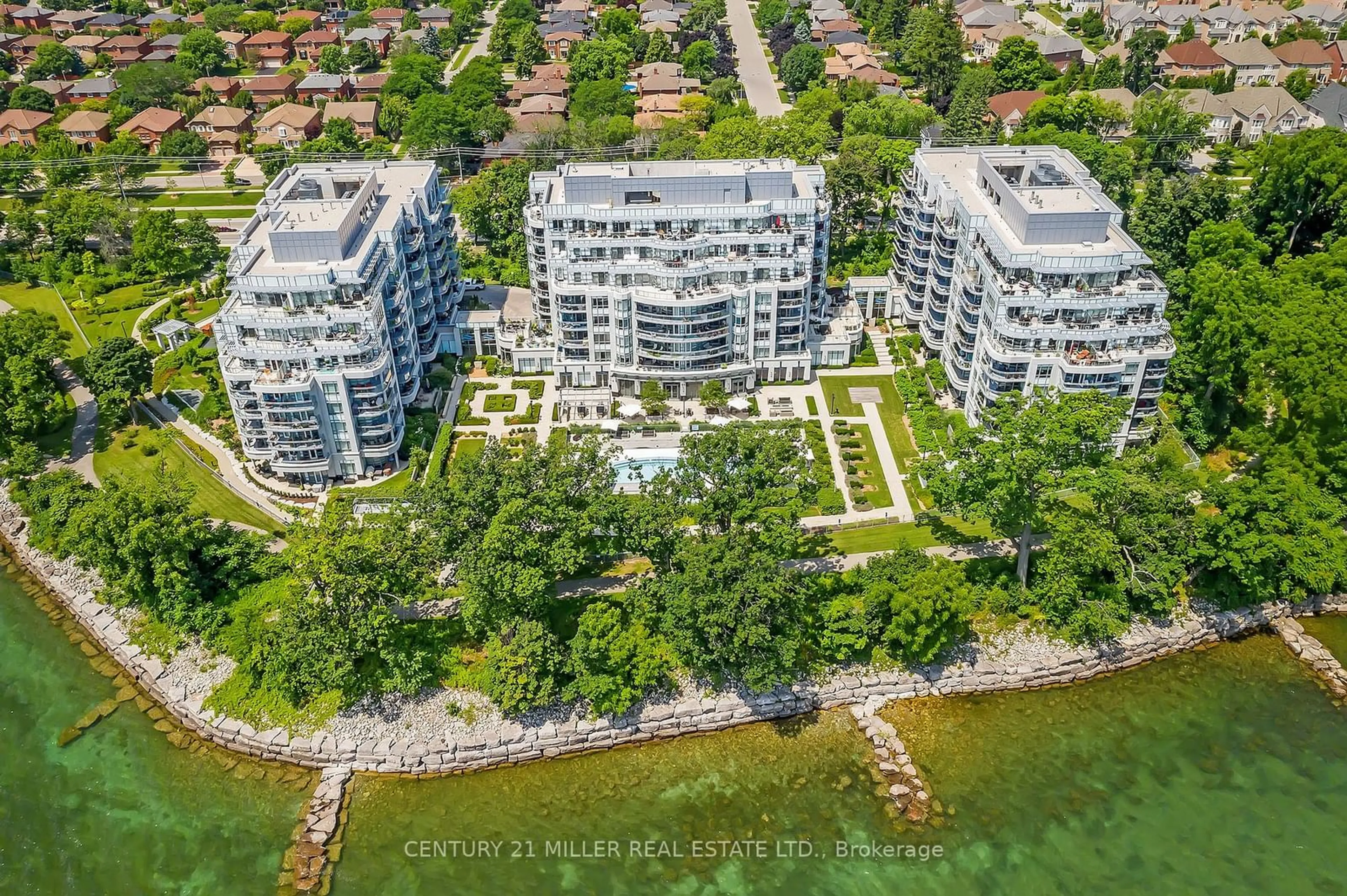 A pic from outside/outdoor area/front of a property/back of a property/a pic from drone, water/lake/river/ocean view for 3500 Lakeshore Rd #129, Oakville Ontario L6L 0B4