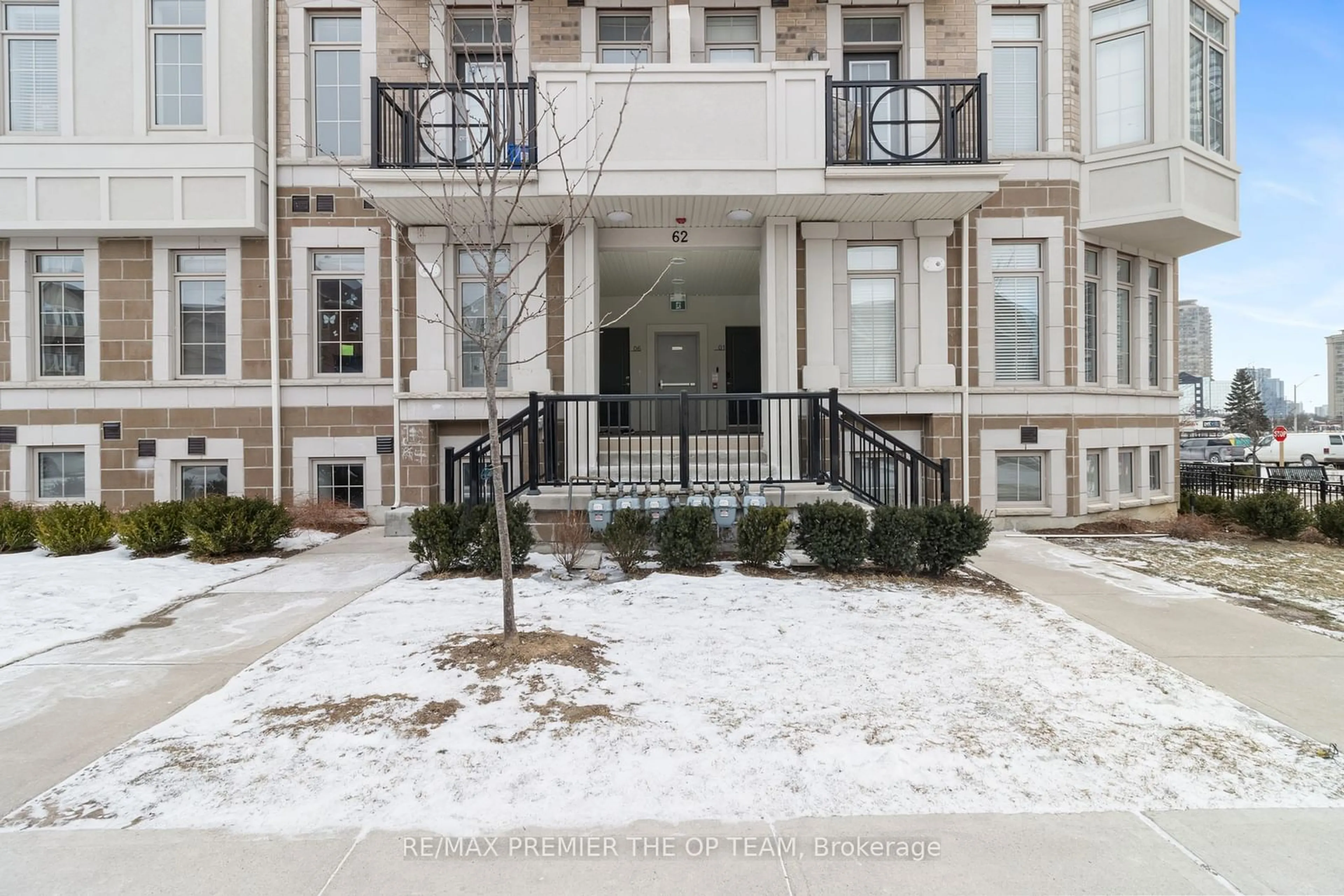 Unknown for 62 Preston Meadow Ave #2, Mississauga Ontario L4Z 1B1