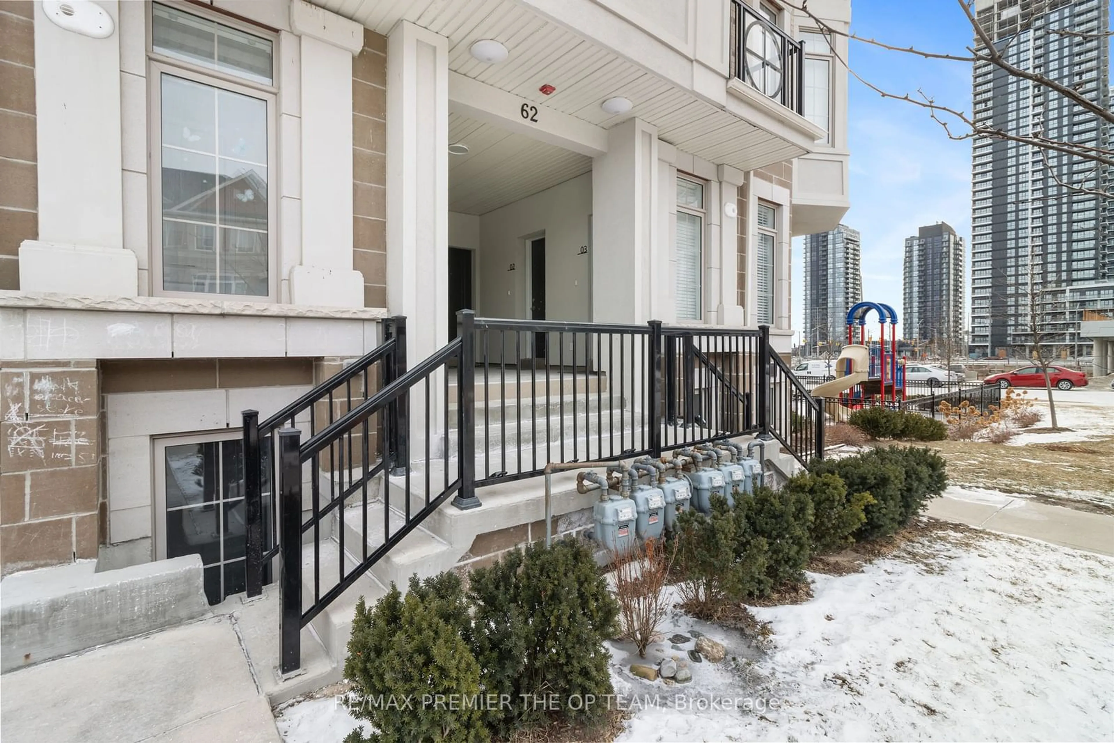 Unknown for 62 Preston Meadow Ave #2, Mississauga Ontario L4Z 1B1