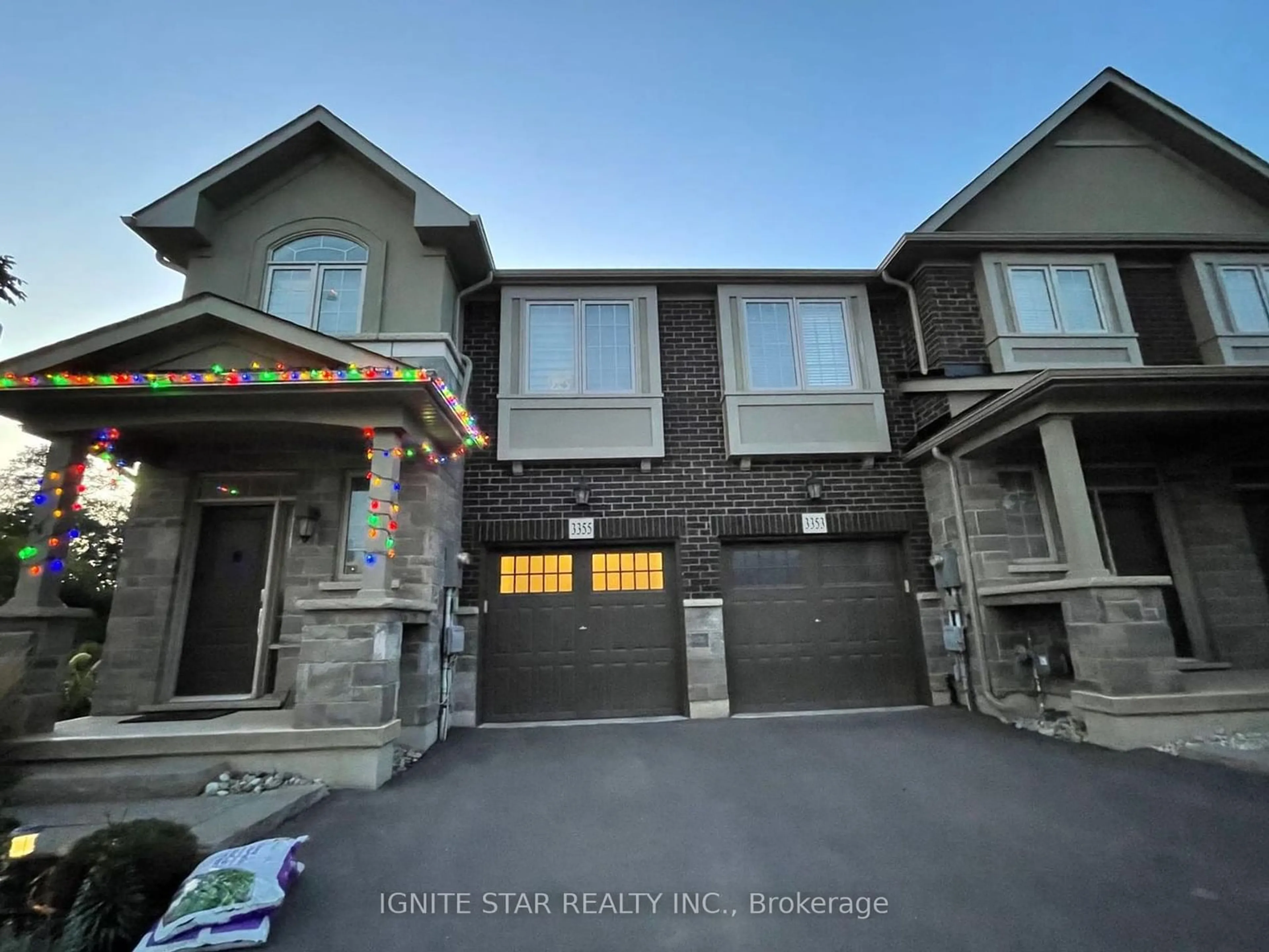 Unknown for 3355 Mockingbird Common, Oakville Ontario L6H 0X1