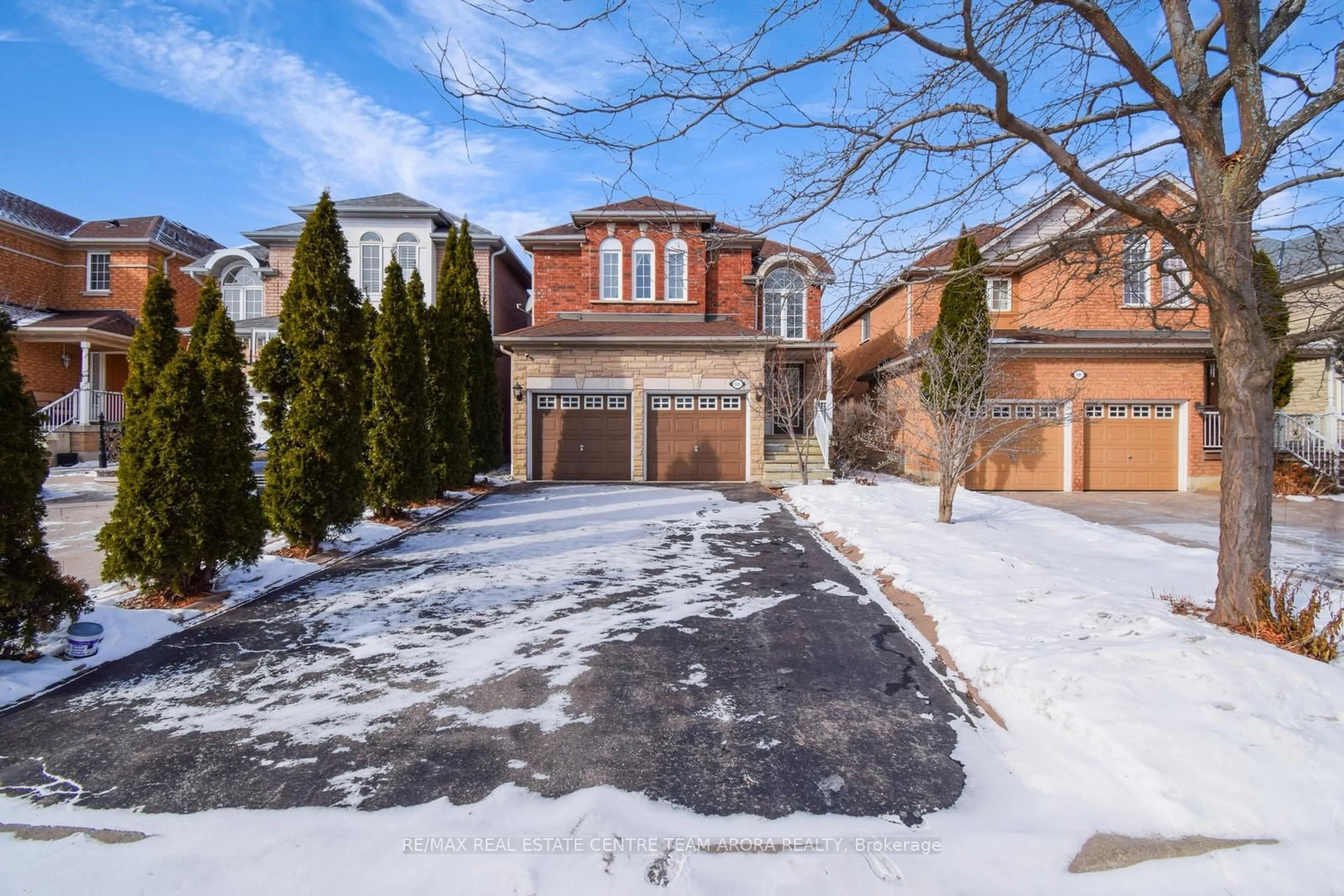 Home with brick exterior material, street for 595 Warhol Way, Mississauga Ontario L5W 1M2