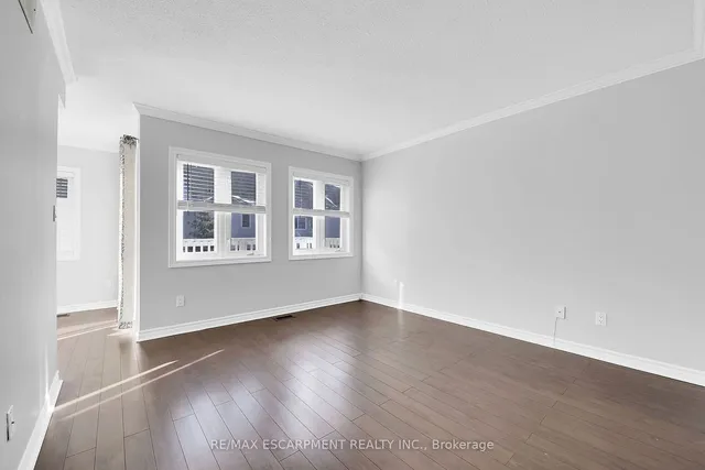 Additional property image - 1701 Lampman Ave Unit 404