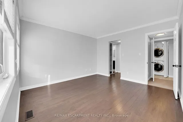 Additional property image - 1701 Lampman Ave Unit 404