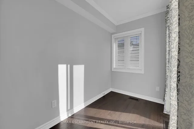 Additional property image - 1701 Lampman Ave Unit 404