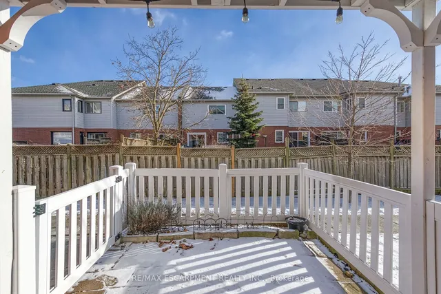 Additional property image - 1701 Lampman Ave Unit 404