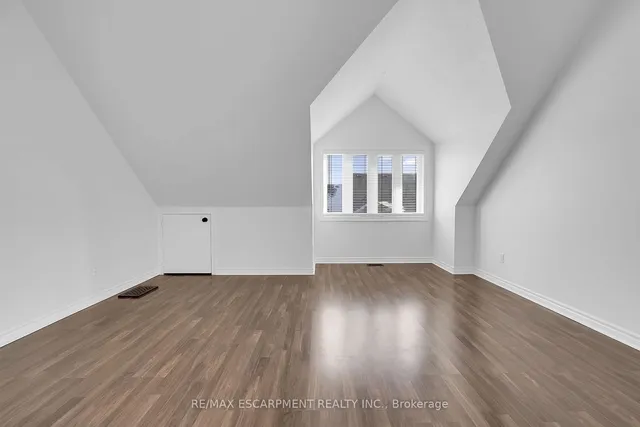 Additional property image - 1701 Lampman Ave Unit 404
