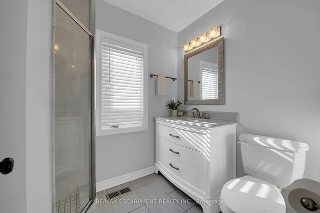Additional property image - 1701 Lampman Ave Unit 404