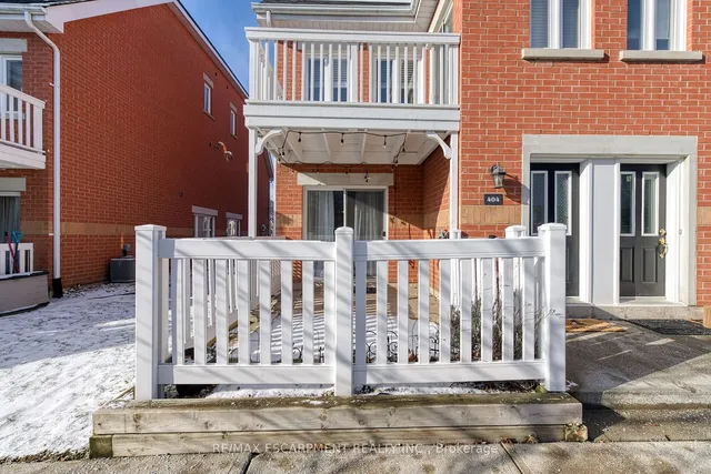 Additional property image - 1701 Lampman Ave Unit 404