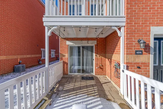 Additional property image - 1701 Lampman Ave Unit 404