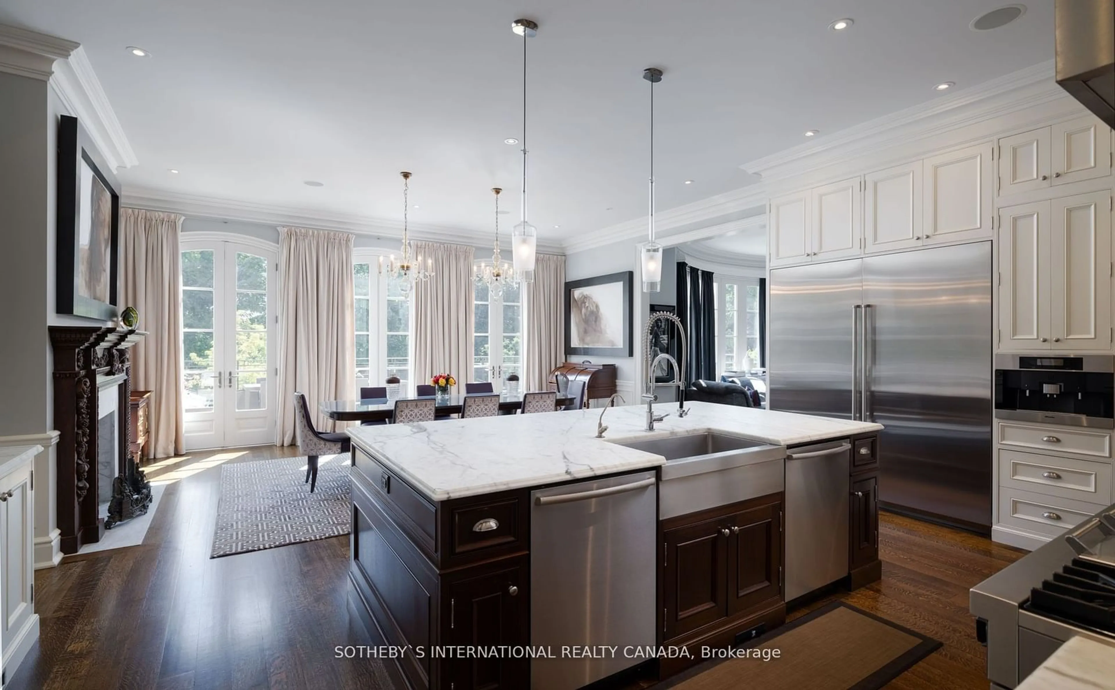 Contemporary kitchen, unknown for 29 Edgehill Rd, Toronto Ontario M9A 4N1