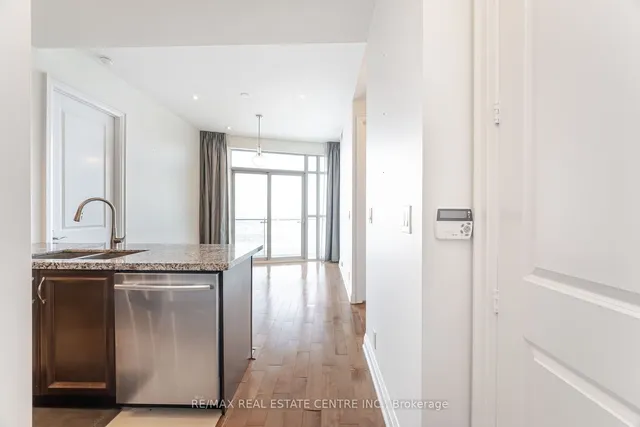 Additional image 36 of 50 Absolute Ave Unit 4908