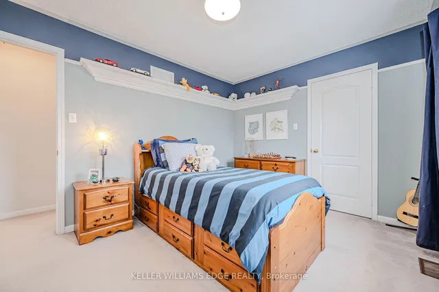 Additional property image - 5087 Forest Grove Cres