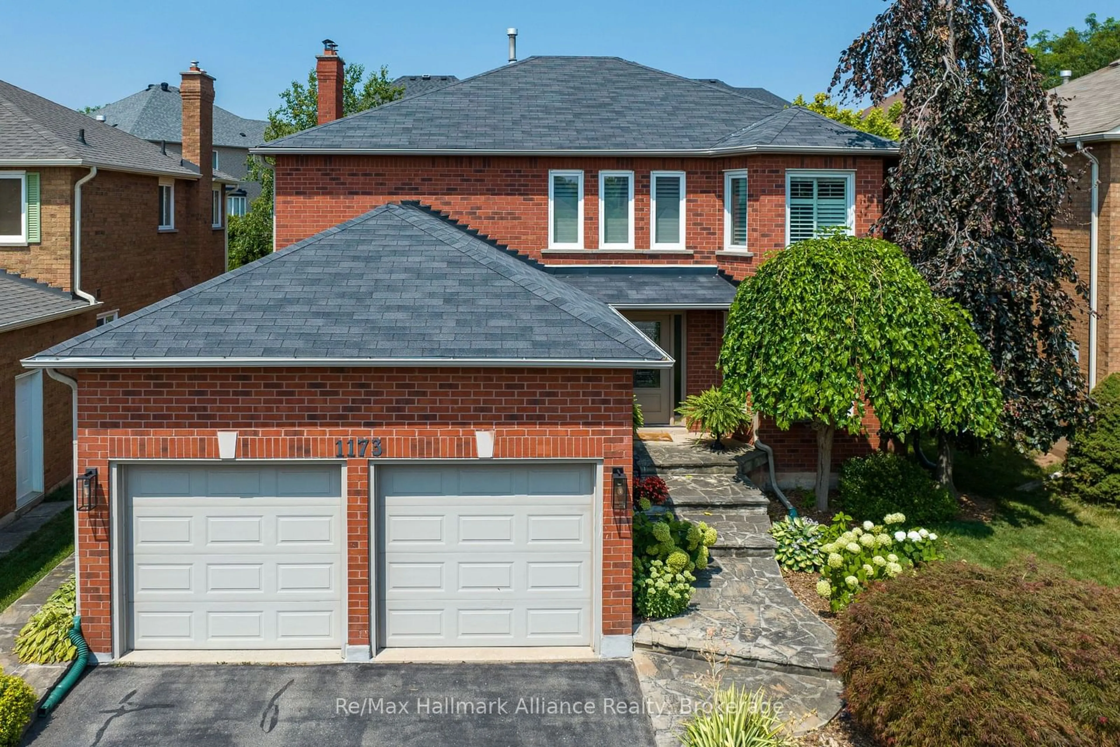 Home with brick exterior material, street for 1173 Glenashton Dr, Oakville Ontario L6H 5L7