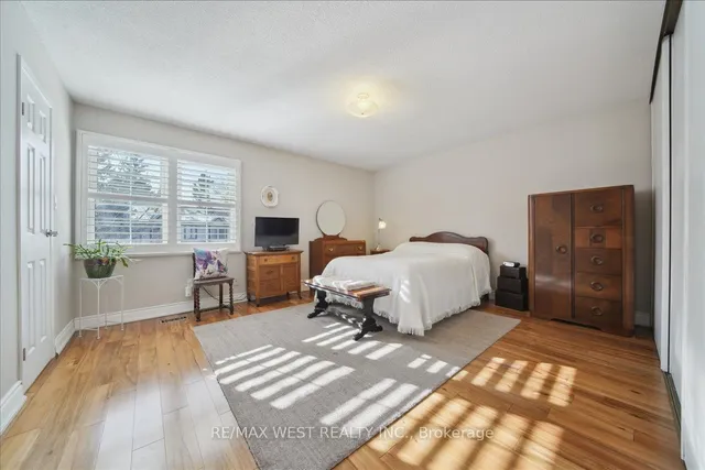 Additional property image - 2120 Rathburn Rd Unit 128