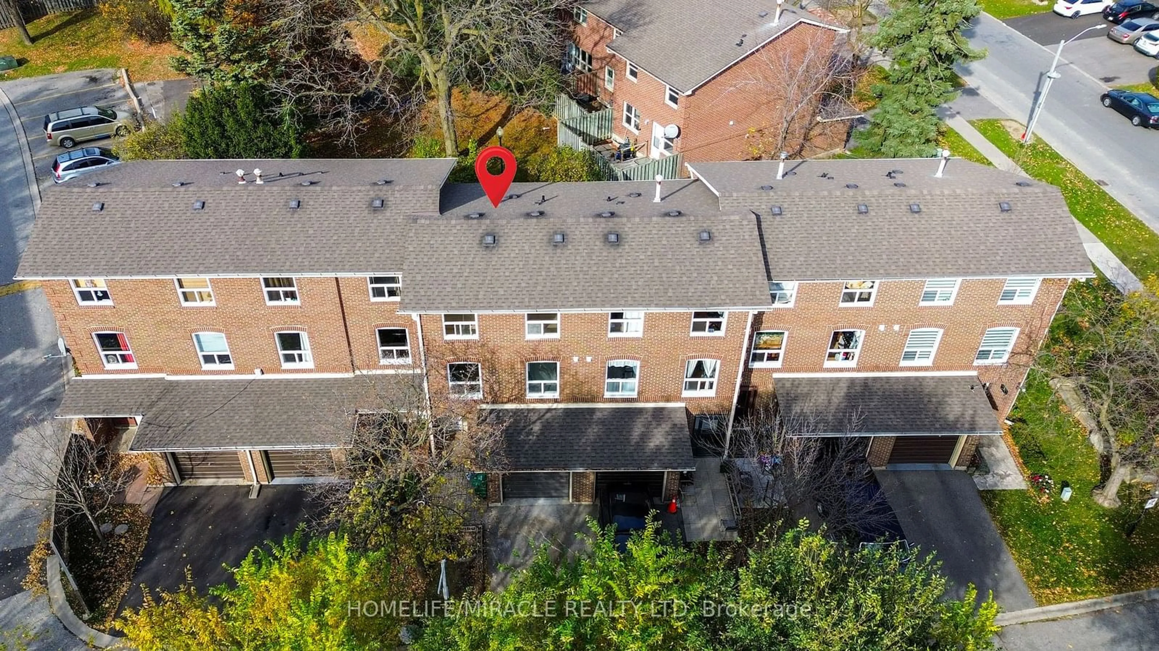 A pic from outside/outdoor area/front of a property/back of a property/a pic from drone, building for 42 Eden Park Dr, Brampton Ontario L6T 3A5