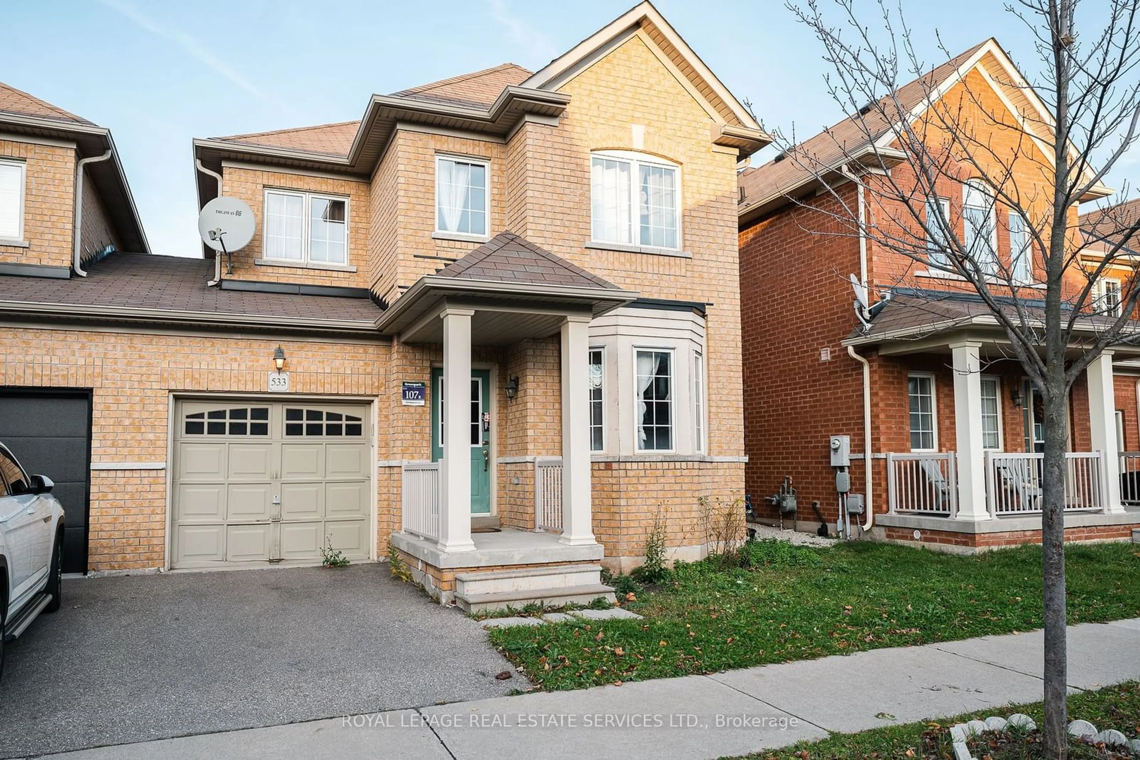 Home with brick exterior material, street for 533 Nairn Circ, Milton Ontario L9T 8A8