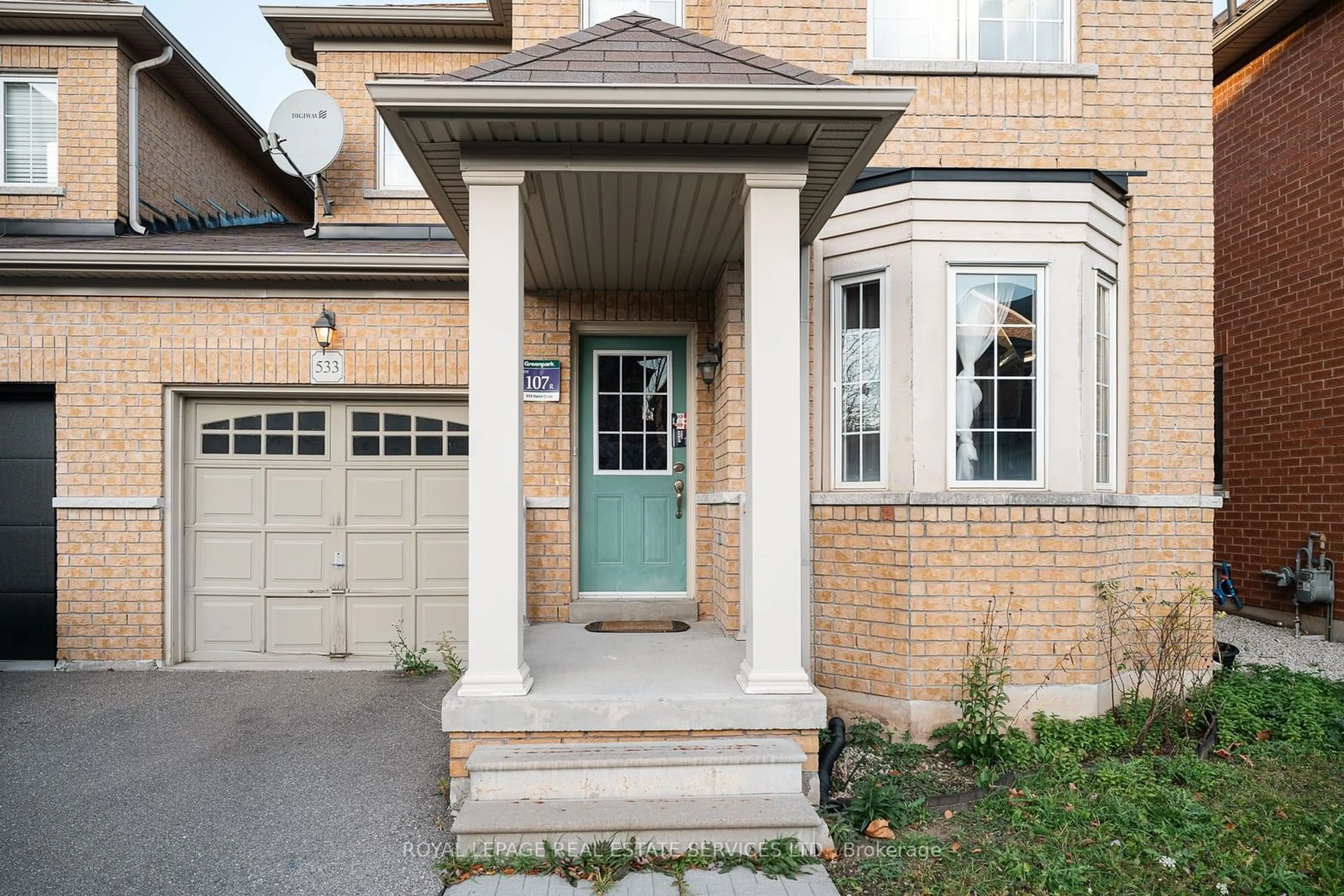 Home with brick exterior material, street for 533 Nairn Circ, Milton Ontario L9T 8A8