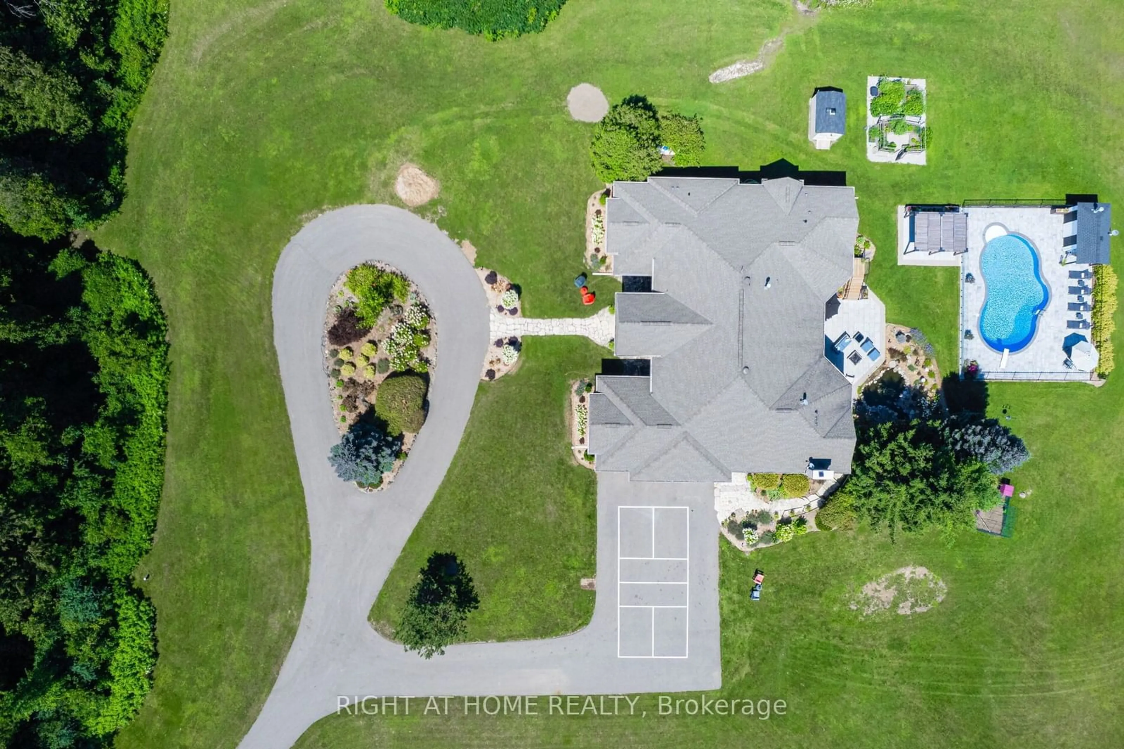 A pic from outside/outdoor area/front of a property/back of a property/a pic from drone, street for 10635 First Line, Milton Ontario L0P 1J0