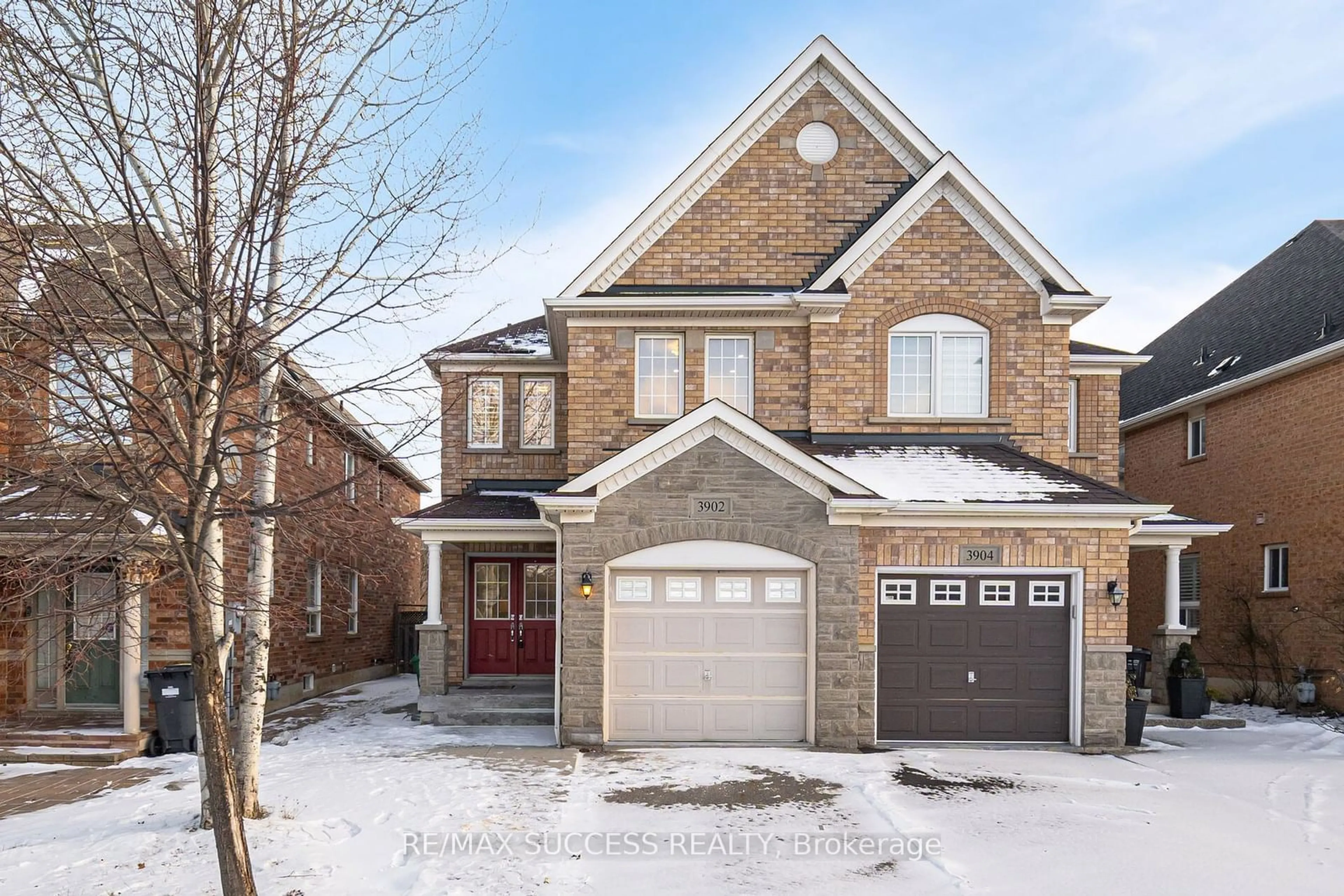 Home with brick exterior material, street for 3902 Skyview St, Mississauga Ontario L5M 8A4